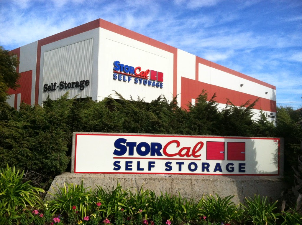 StorCal Self Storage in Thousand Oaks, CA 